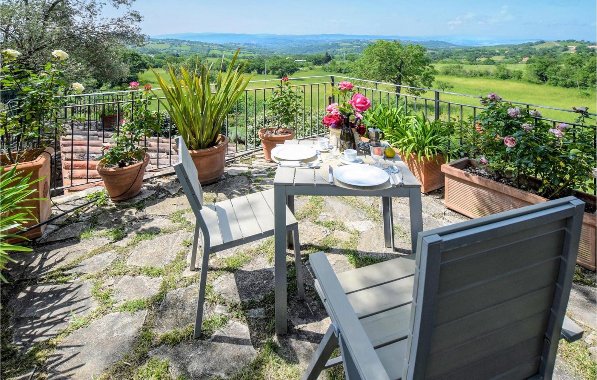 Lovely Apartment In Loc, Scalabrelli With Wifi Catabbio Eksteriør bilde