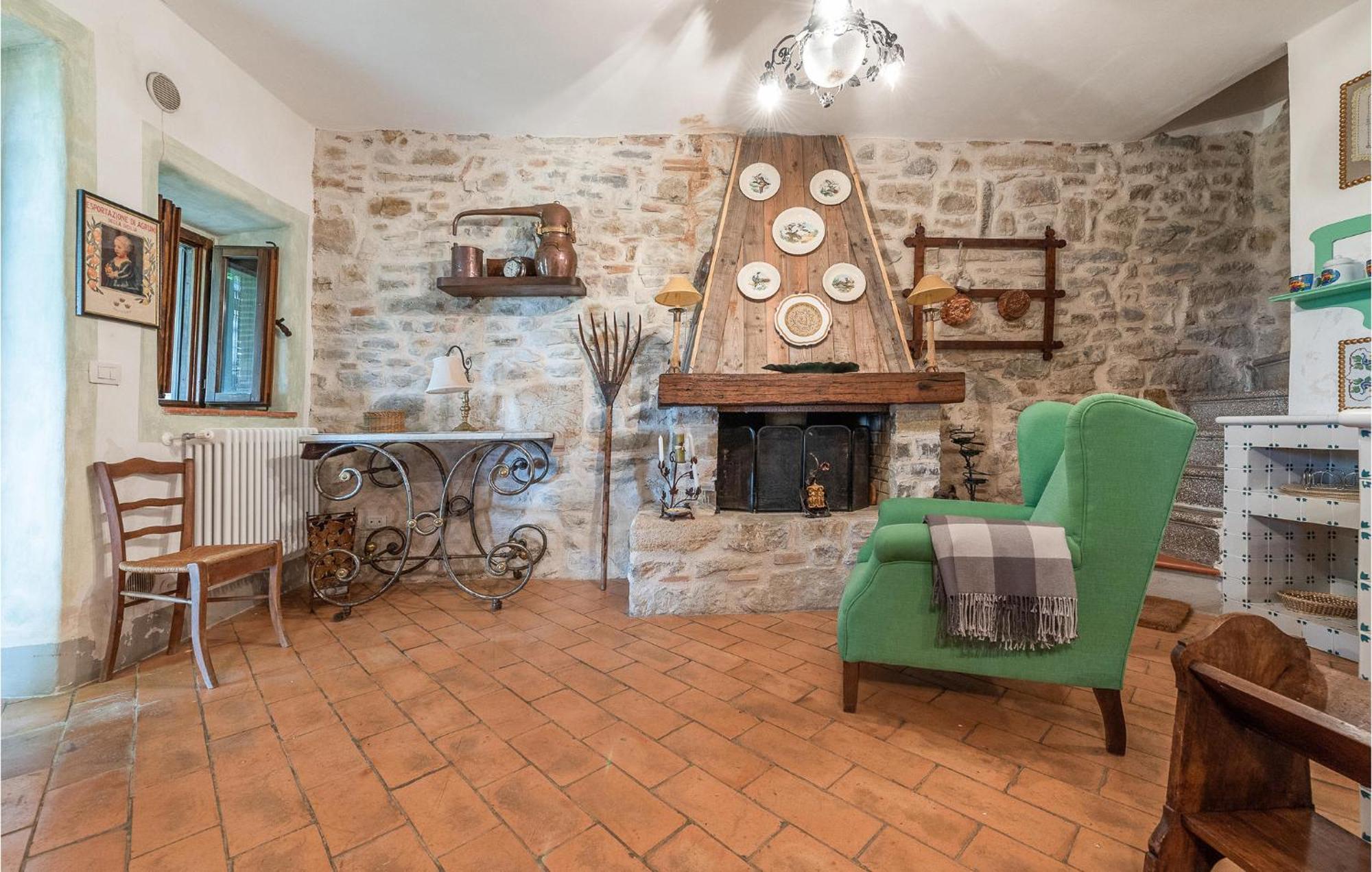 Lovely Apartment In Loc, Scalabrelli With Wifi Catabbio Eksteriør bilde