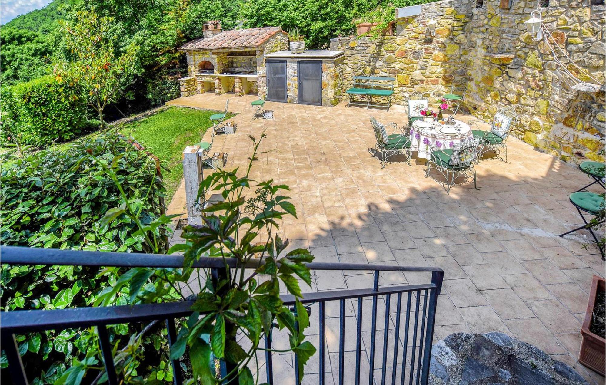 Lovely Apartment In Loc, Scalabrelli With Wifi Catabbio Eksteriør bilde
