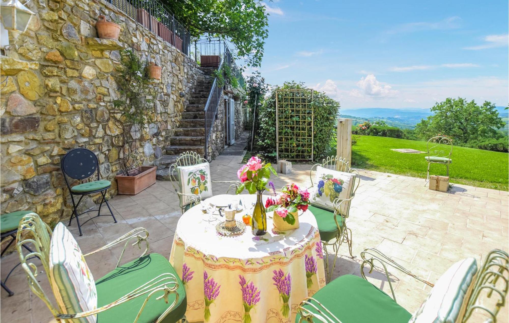 Lovely Apartment In Loc, Scalabrelli With Wifi Catabbio Eksteriør bilde